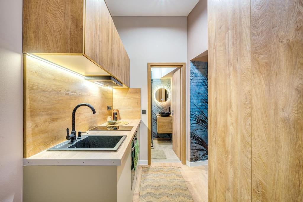 Apartament Modern Oasis In Roekk Street By Newave